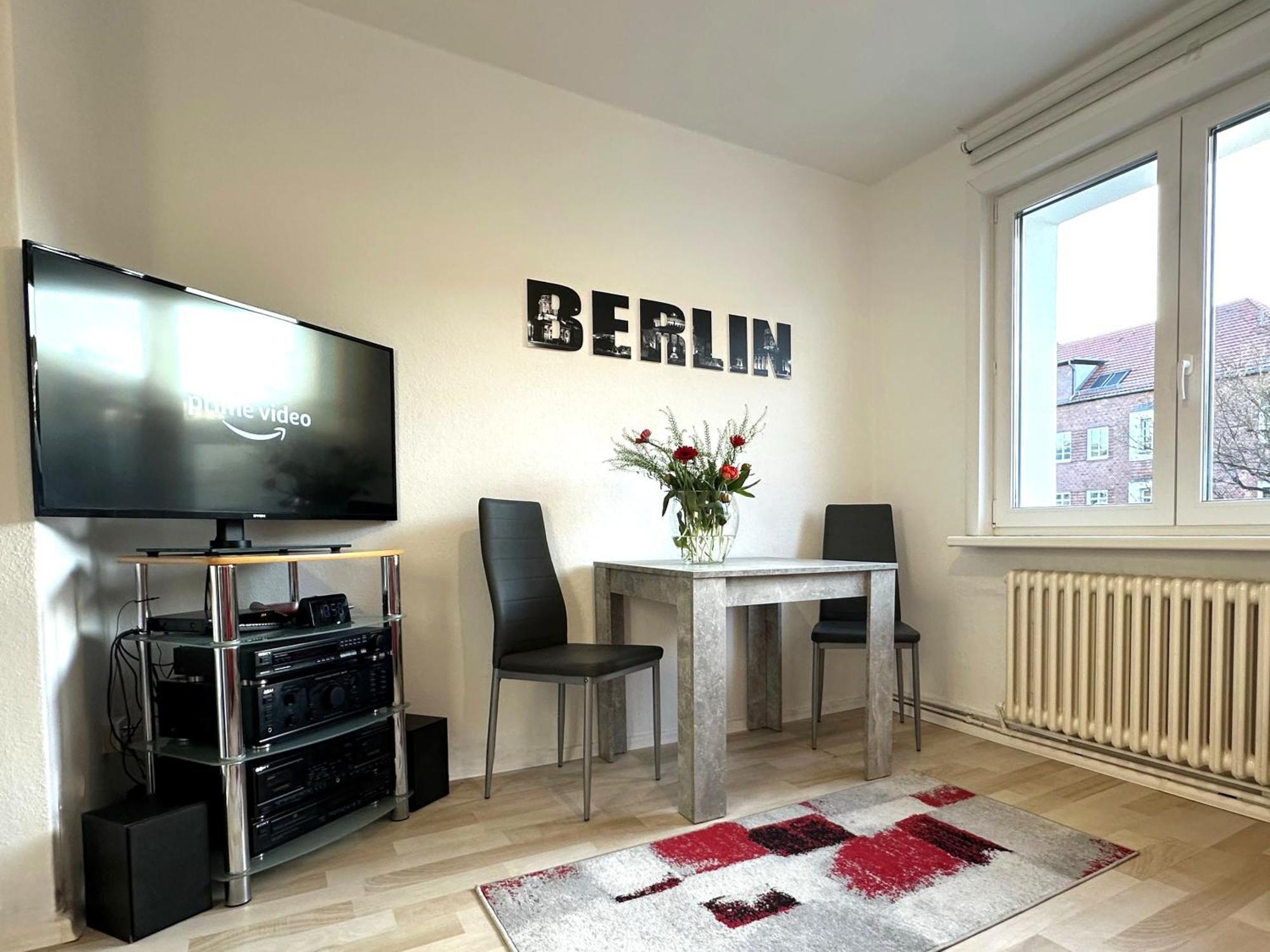 "Ideal" - Berlin Zu Zweit - Citynah, Verkehrsguenstig, Wlan, Supermarkt, Flexibler Check-In Bagian luar foto
